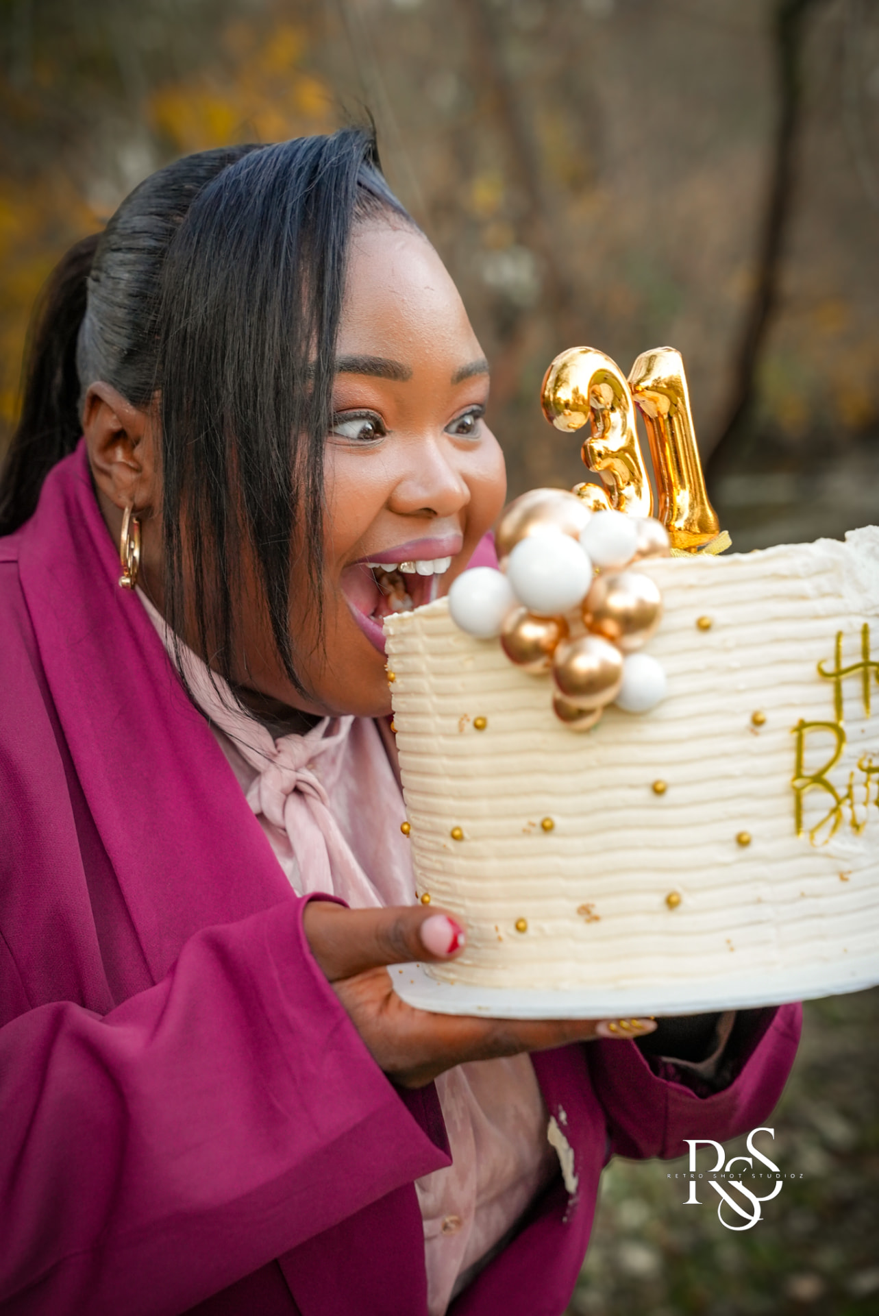 Playful birthday cake photo session